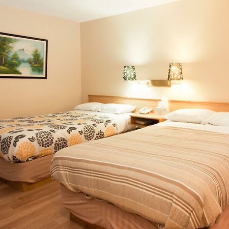 Horizon Motel Saint Albert Екстериор снимка