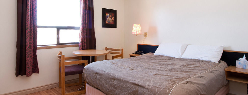 Horizon Motel Saint Albert Екстериор снимка