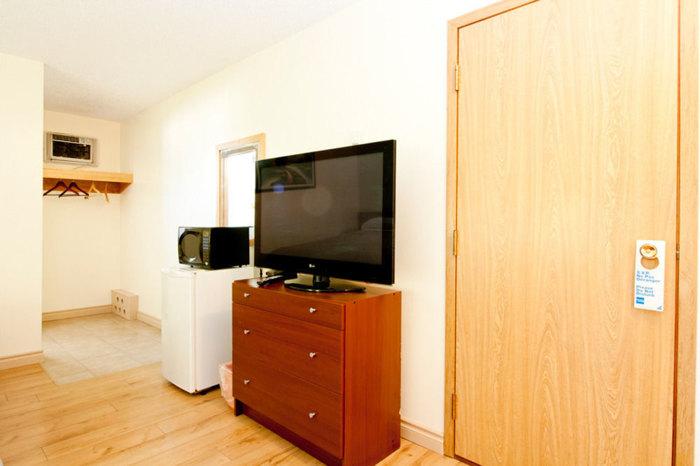 Horizon Motel Saint Albert Екстериор снимка